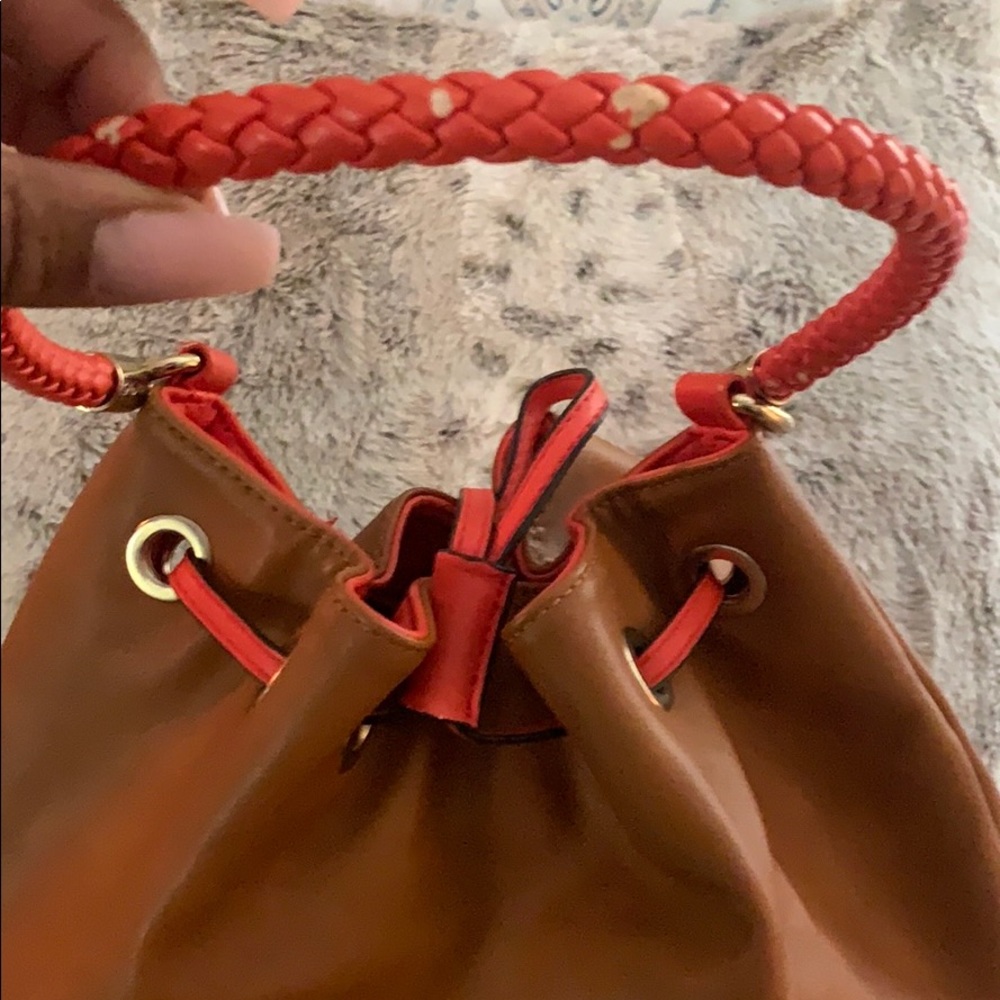 Also purse - Picture 2 of 3